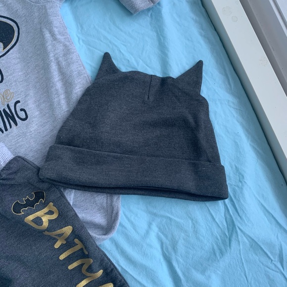 3 piece Batman set - 12-18 months - Picture 4 of 5